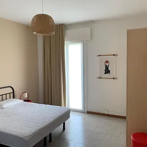Апартаменты Dainese Apartments, Casa Ester, Лидо-ди-Езоло