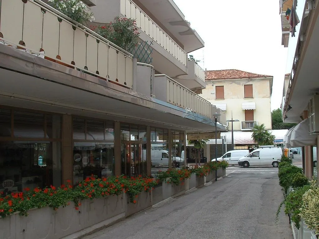 Villa Del Sole Lido di Jesolo 0*,  Italien